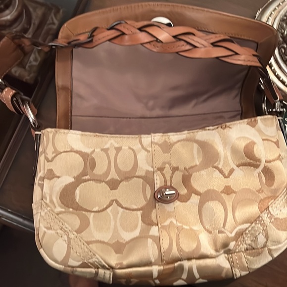 Coach Clutch Bag - Picture 5 of 8